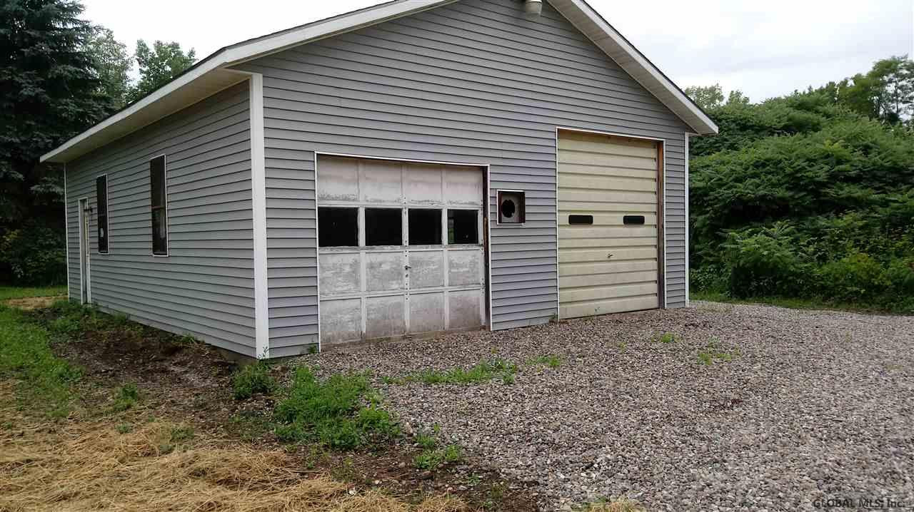 329 Hall Road Fultonville, NY 12072 - Photo 5 of 19 Photo 5