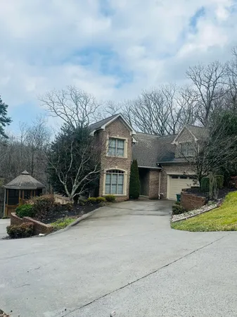 $995,000 | 2011 Riverwood Drive, Hixson, TN 37343
