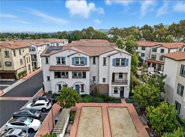 $3,949 | 4211 Msn Ranch Way, Oceanside, CA 92057