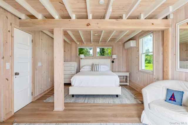 $12,500 | Undisclosed Address, Oyster Bay, NY 11771