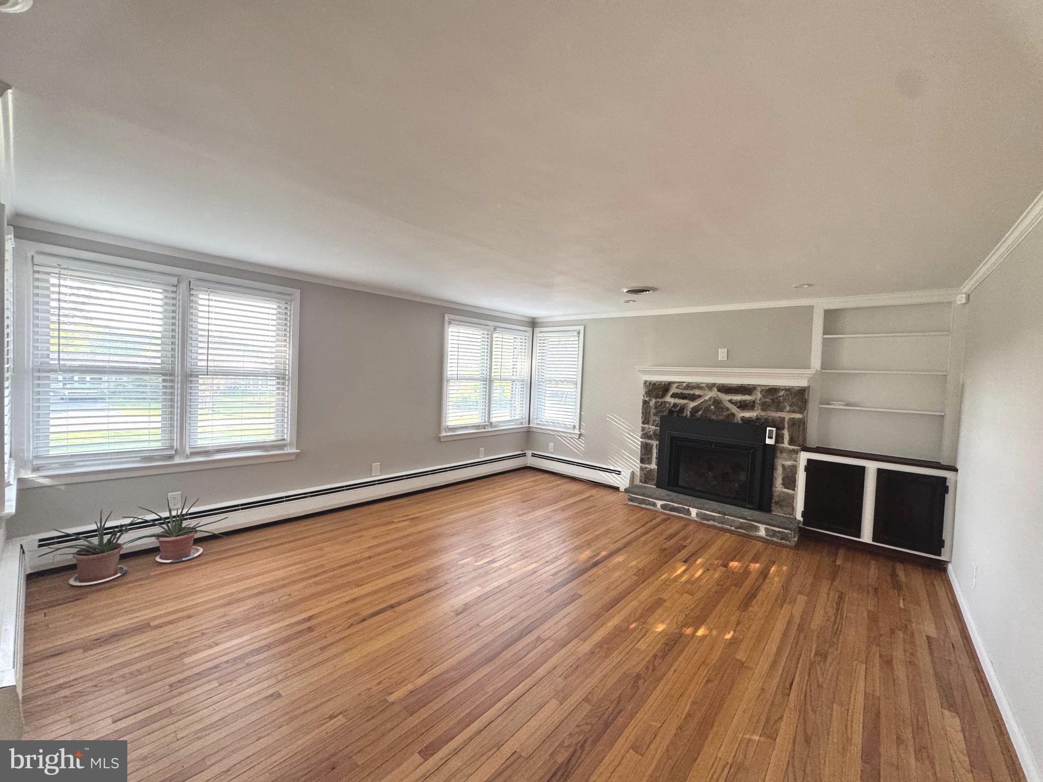 2072 Yarnall Road Pottstown, PA 19464 - Photo 3 of 19 Gallery Image 3