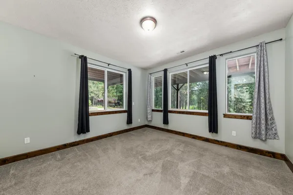 $1,168,000 | 8508 South Vicari Road, Spokane, WA 99206