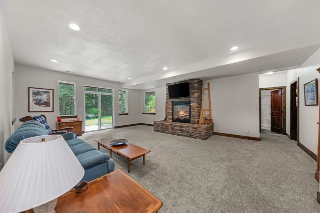 $1,250,000 | 8508 South Vicari Road, Spokane, WA 99206