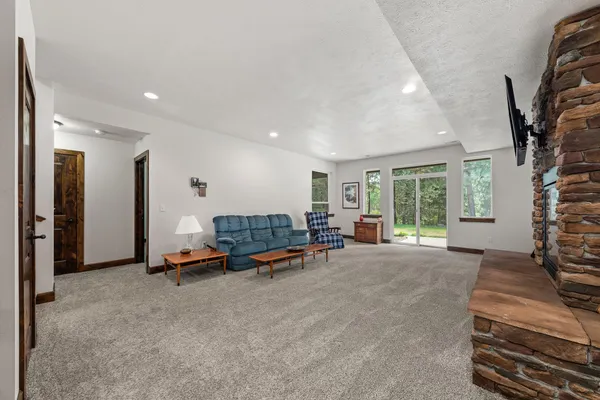 $1,168,000 | 8508 South Vicari Road, Spokane, WA 99206