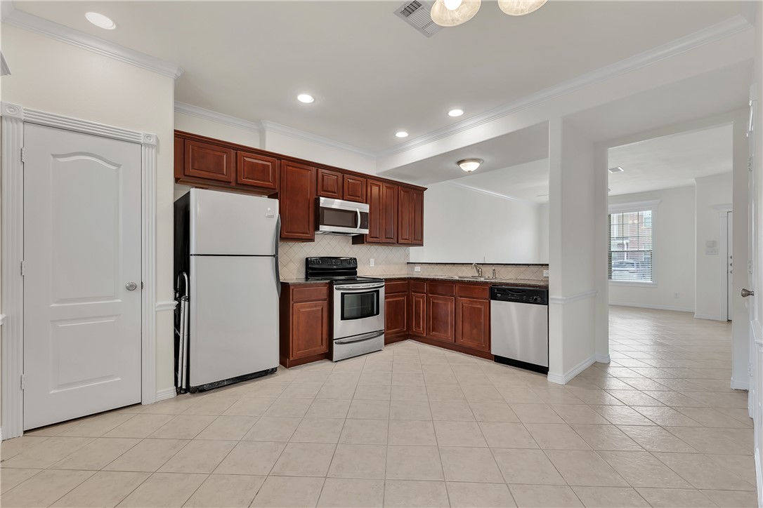 1000 Spring Loop, Unit 1507 College Station, TX 77840 - Photo 8 of 35