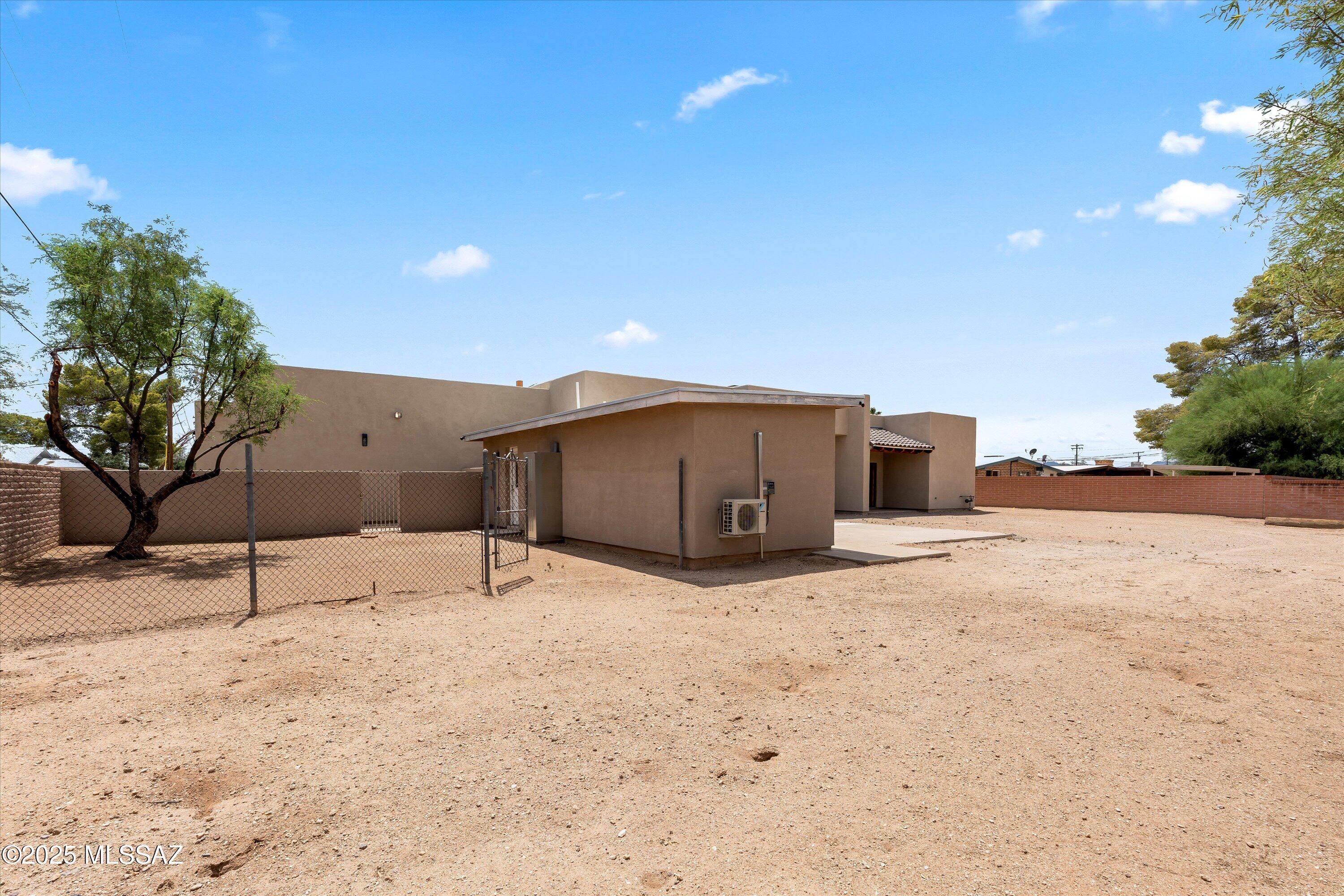 1915 East Lind Road Tucson, AZ 85719 - Photo 36 of 39