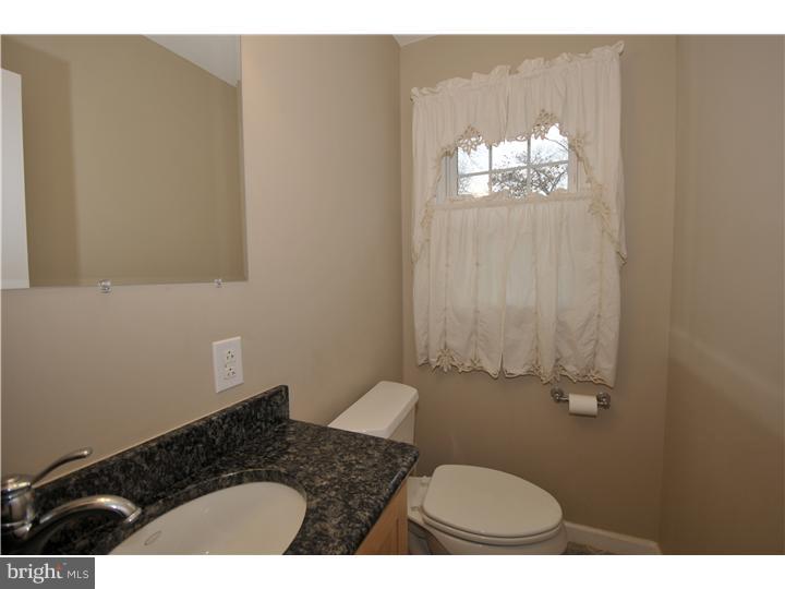 142 Avondale Road Norristown, PA 19403 - Photo 5 of 15 Gallery Image 5