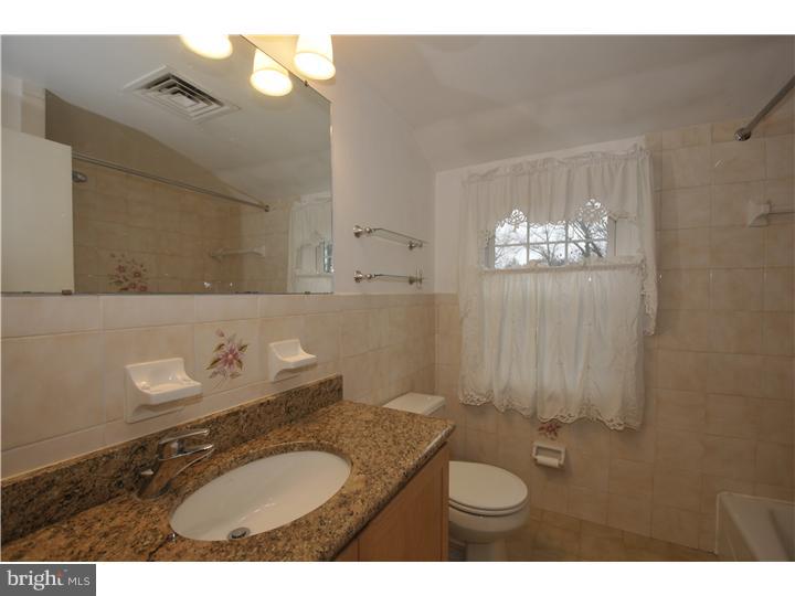 142 Avondale Road Norristown, PA 19403 - Photo 8 of 15 Gallery Image 8