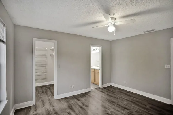 $2,000 | 2301 North Congress Avenue, Unit 21, Boynton Beach, FL 33426
