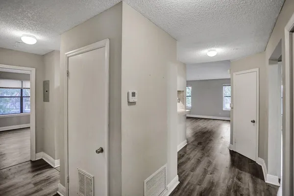 $2,000 | 2301 North Congress Avenue, Unit 21, Boynton Beach, FL 33426