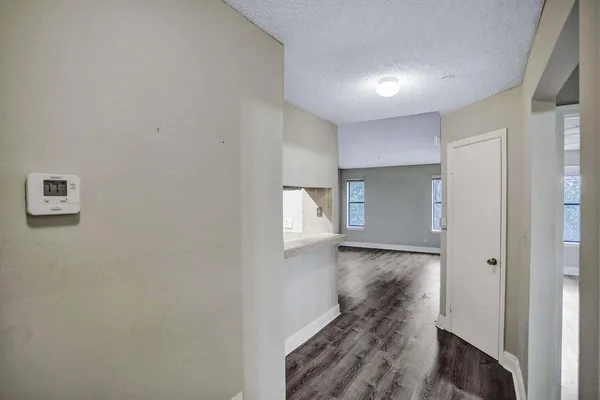 $2,000 | 2301 North Congress Avenue, Unit 21, Boynton Beach, FL 33426