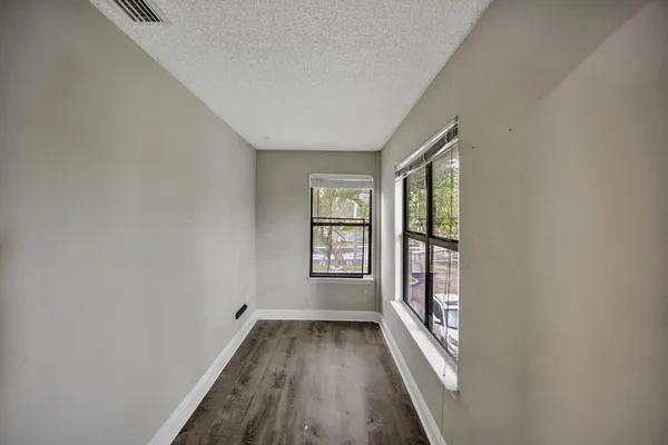 $2,000 | 2301 North Congress Avenue, Unit 21, Boynton Beach, FL 33426