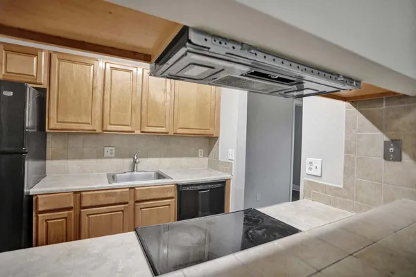 $2,000 | 2301 North Congress Avenue, Unit 21, Boynton Beach, FL 33426