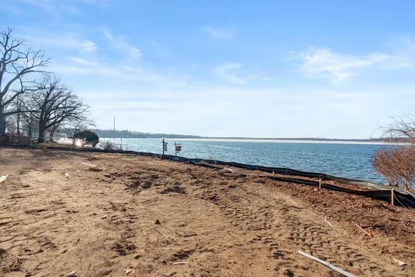 $2,200,000 | 3308 East Shore Drive, Portage, MI 49002