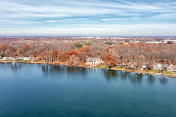 $2,200,000 | 3308 East Shore Drive, Portage, MI 49002