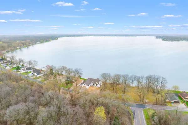 $2,200,000 | 3308 East Shore Drive, Portage, MI 49002