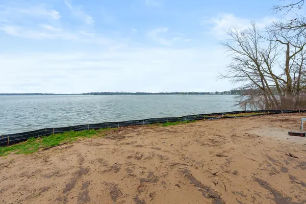 $2,200,000 | 3308 East Shore Drive, Portage, MI 49002