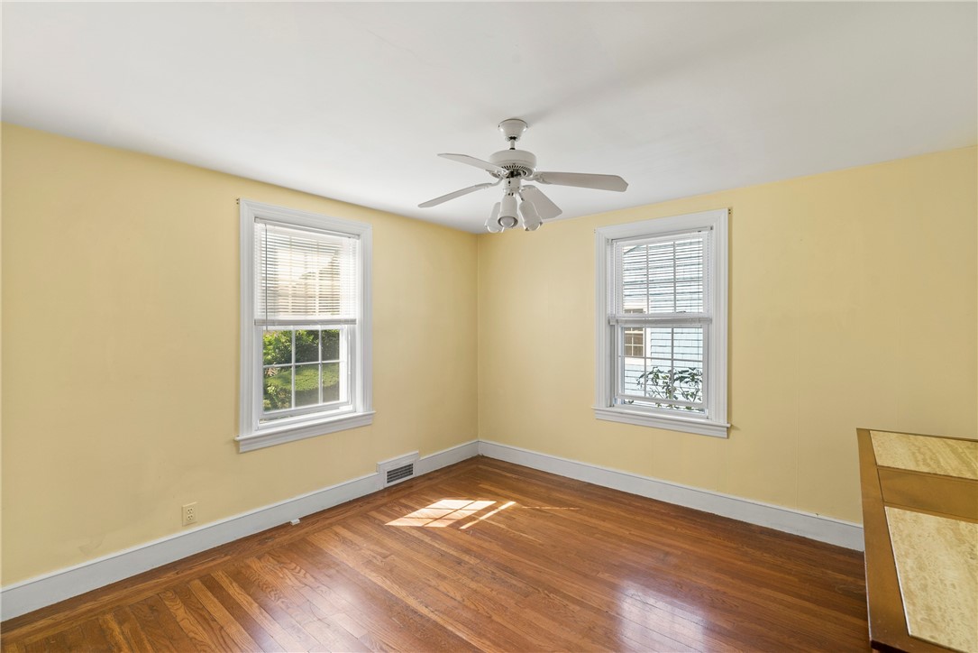 19 Mystic Drive Warwick, RI 02889 - Photo 21 of 43