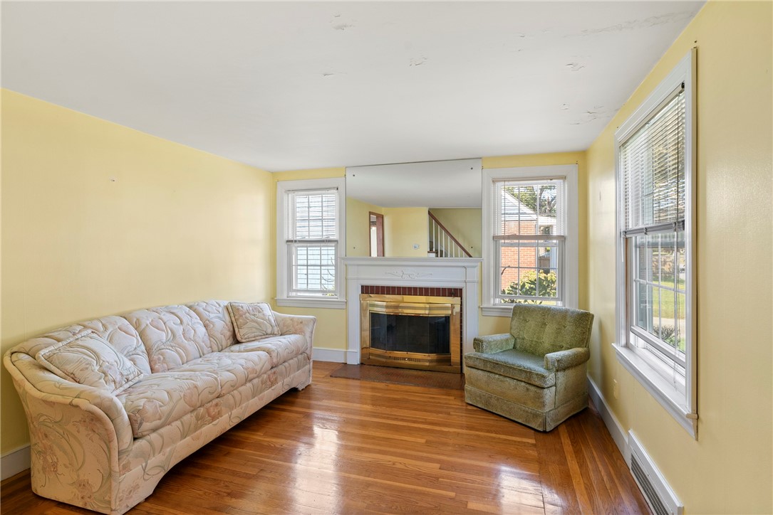 19 Mystic Drive Warwick, RI 02889 - Photo 26 of 43