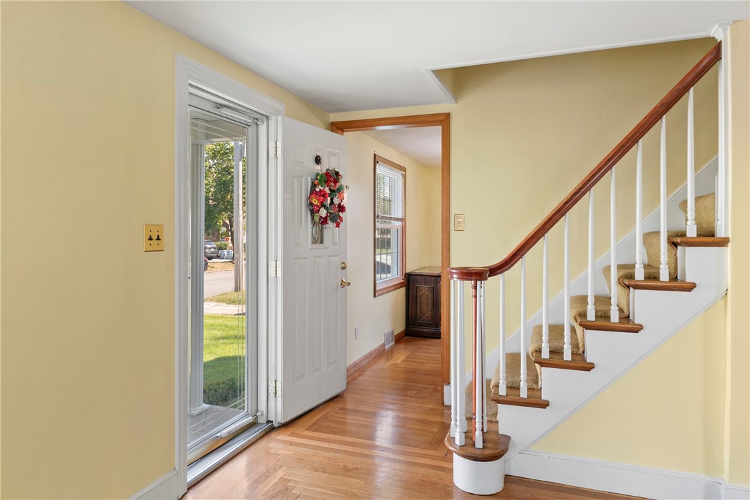 19 Mystic Drive Warwick, RI 02889 - Photo 28 of 43