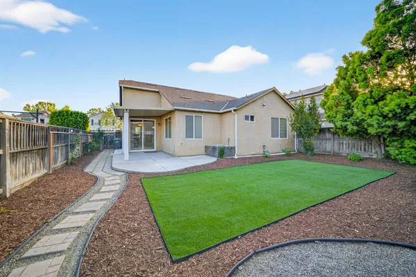 $419,900 | 1743 Glen Oban Lane, Clovis, CA 93619