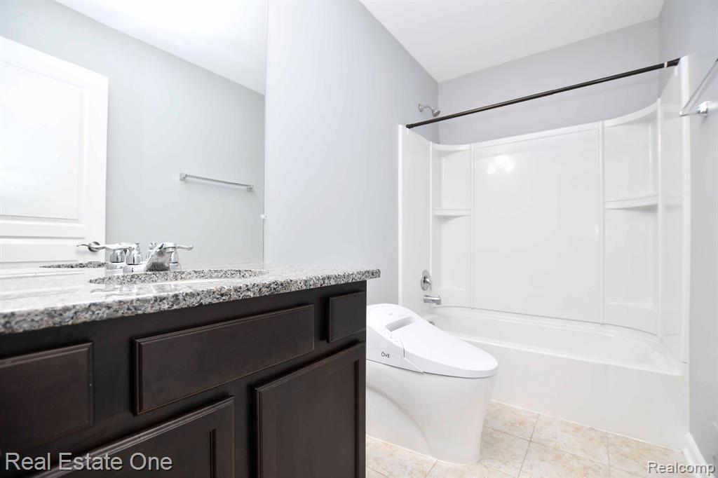 317 Glenhurst Boulevard Rochester, MI 48307 - Photo 15 of 28
