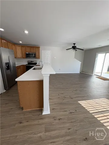 $2,400 | 38 Ashleigh Lane, Savannah, GA 31407