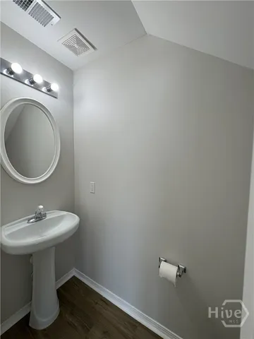 $2,400 | 38 Ashleigh Lane, Savannah, GA 31407