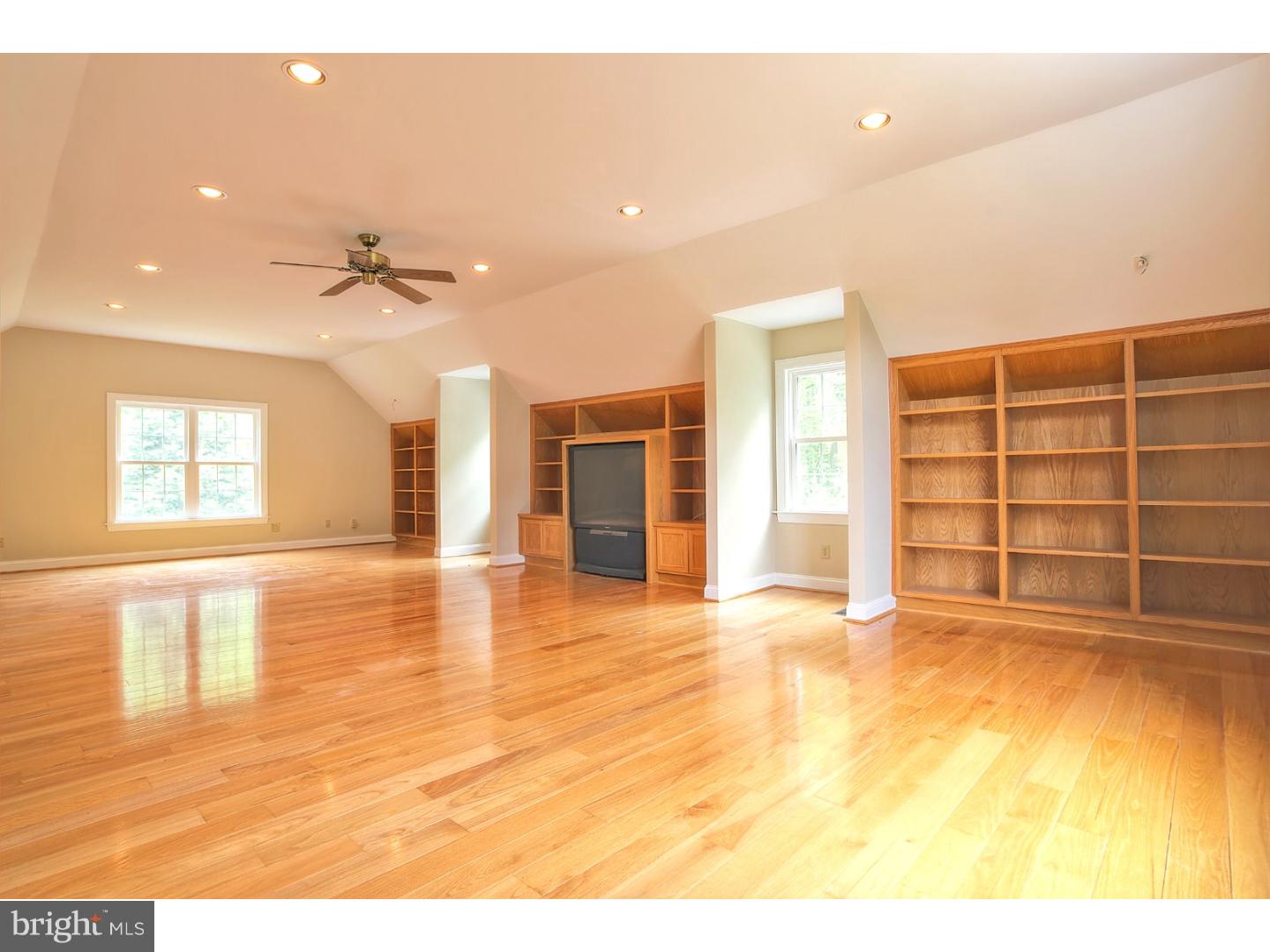 1096 Spencer Road Downingtown, PA 19335 - Photo 13 of 25 Gallery Image 13