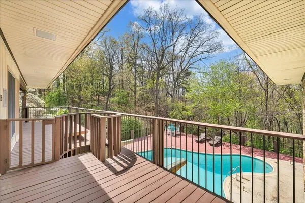$1,000,000 | 3244 Pineland Road Southwest, Roanoke, VA 24018