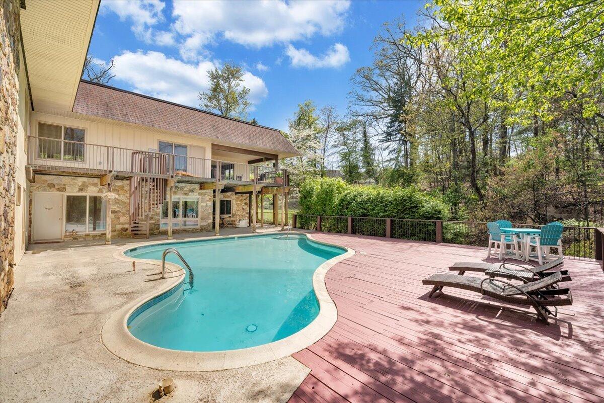 3244 Pineland Road Southwest Roanoke, VA 24018 - Photo 111 of 141 111-MIB01449