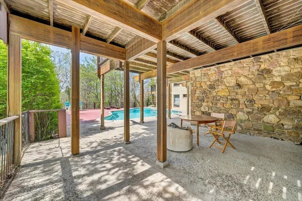 $1,000,000 | 3244 Pineland Road Southwest, Roanoke, VA 24018