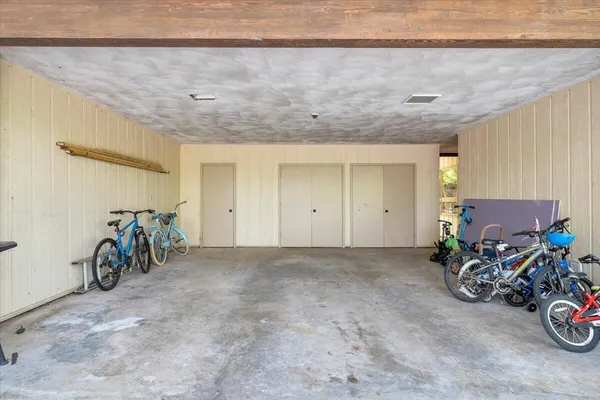 $1,000,000 | 3244 Pineland Road Southwest, Roanoke, VA 24018