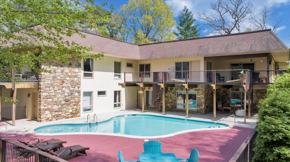 3244 Pineland Road Southwest Roanoke, VA 24018 - Photo 129 of 141 129-DJI_20260408135114_0326_D