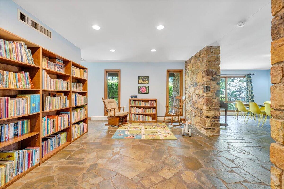 3244 Pineland Road Southwest Roanoke, VA 24018 - Photo 15 of 141 015-MIB01155