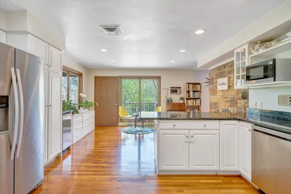 $1,000,000 | 3244 Pineland Road Southwest, Roanoke, VA 24018