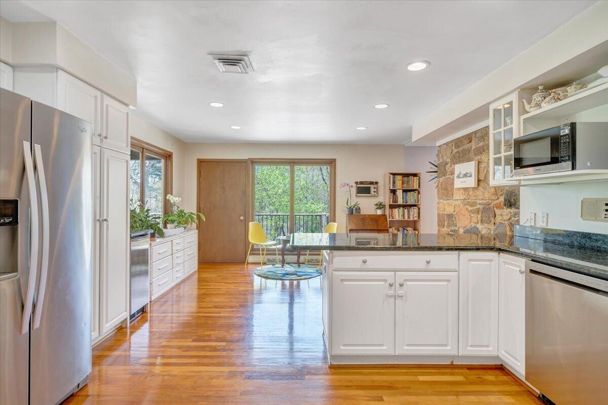 3244 Pineland Road Southwest Roanoke, VA 24018 - Photo 30 of 141 030-MIB01200