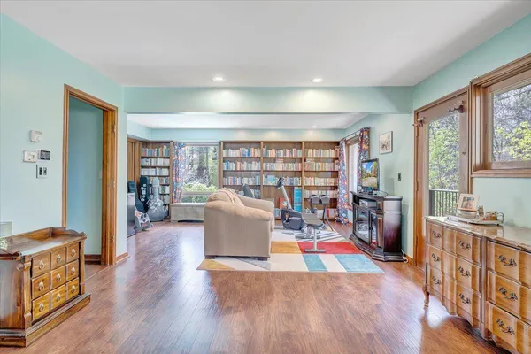 $1,000,000 | 3244 Pineland Road Southwest, Roanoke, VA 24018