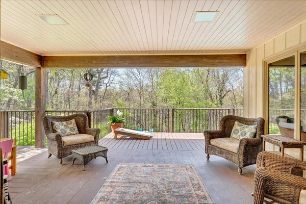 $1,000,000 | 3244 Pineland Road Southwest, Roanoke, VA 24018