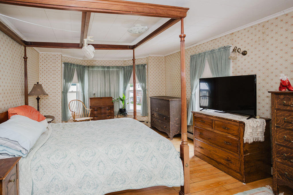 77 Main Street New Sharon, ME 04955 - Photo 26 of 70 taylor-kaminsky-photo-47