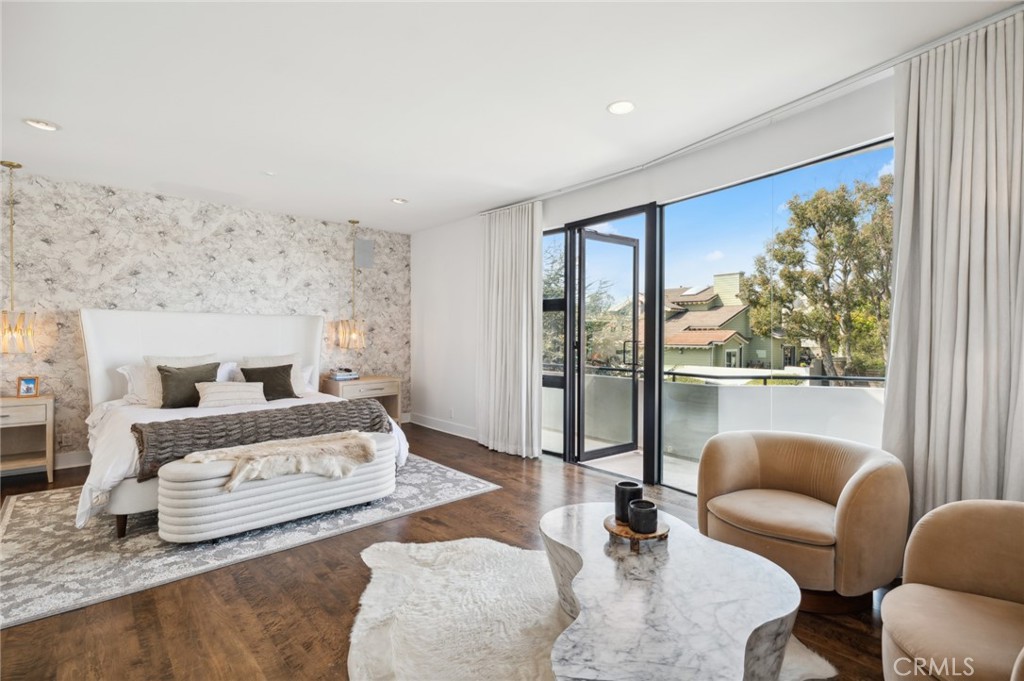 2831 Ridge Drive Laguna Beach, CA 92651 - Photo 16 of 21 a living room with furniture and a large window