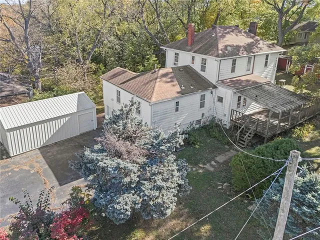 $300,000 | 2209 Northeast 39th Terrace, Kansas City, MO 64116