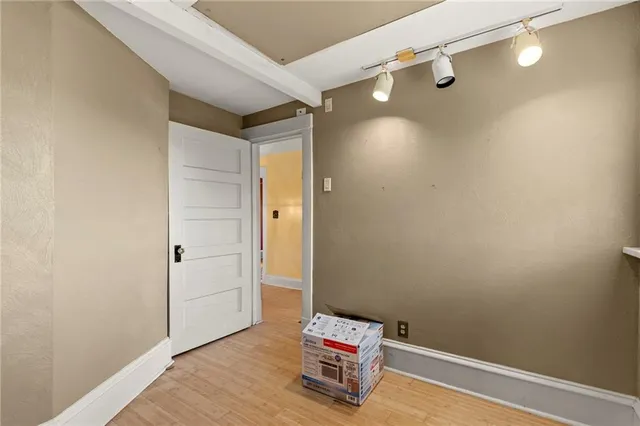 $300,000 | 2209 Northeast 39th Terrace, Kansas City, MO 64116