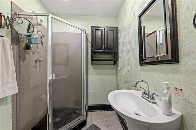 $300,000 | 2209 Northeast 39th Terrace, Kansas City, MO 64116