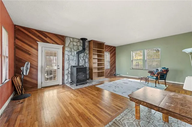 $300,000 | 2209 Northeast 39th Terrace, Kansas City, MO 64116