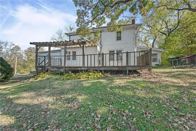 $300,000 | 2209 Northeast 39th Terrace, Kansas City, MO 64116