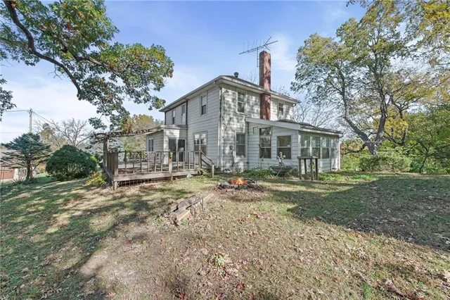 $300,000 | 2209 Northeast 39th Terrace, Kansas City, MO 64116