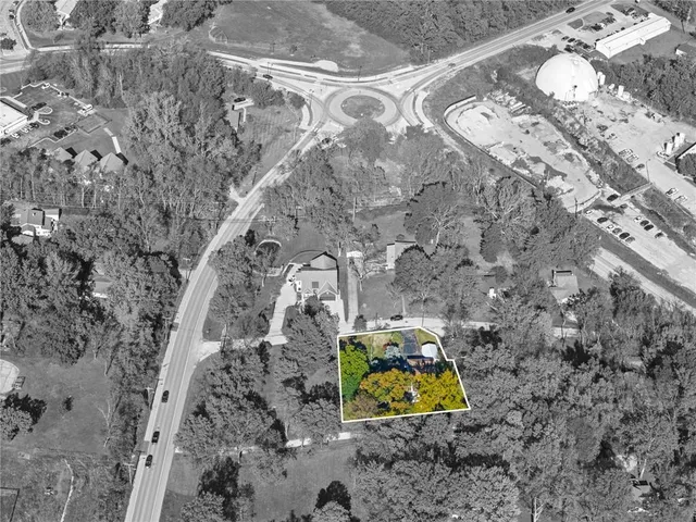 $300,000 | 2209 Northeast 39th Terrace, Kansas City, MO 64116