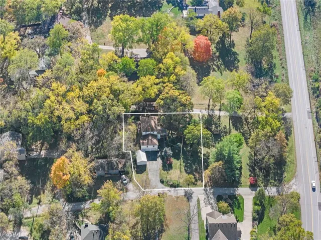 $300,000 | 2209 Northeast 39th Terrace, Kansas City, MO 64116