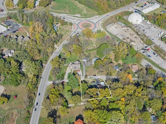 $300,000 | 2209 Northeast 39th Terrace, Kansas City, MO 64116